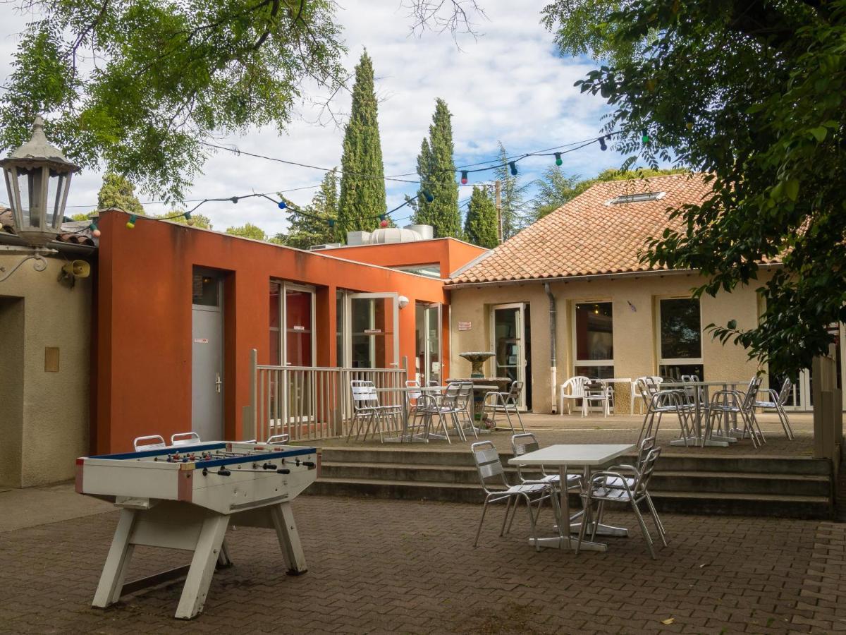 Auberge De Jeunesse Hi Nimes Exterior foto
